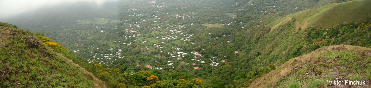 Vista panorámica de la caldera verde y montañas de El Valle de Antón (Foto: Viktor Pinchuk, CC BY-SA 4.0)